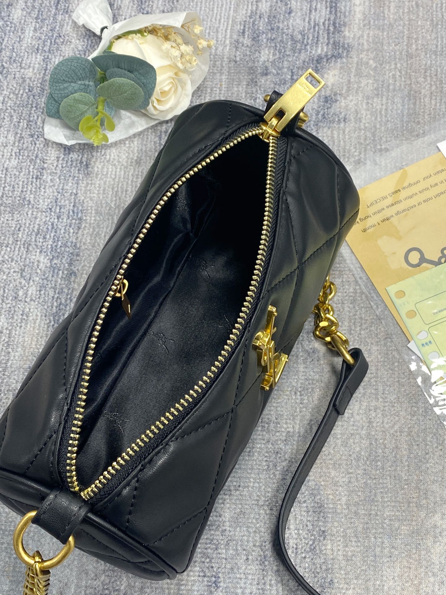 Y   Cylinder bag