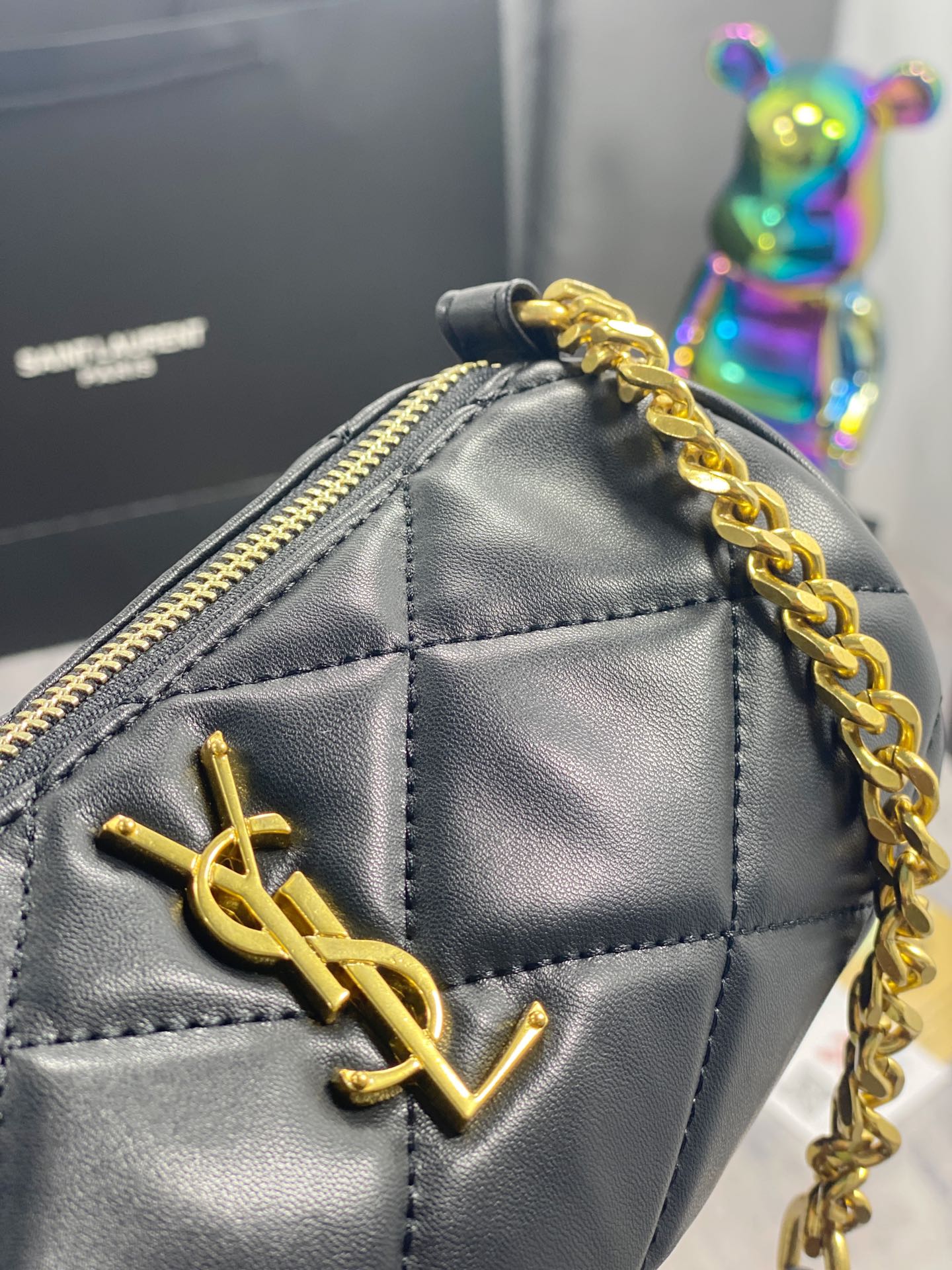 Y   Cylinder bag