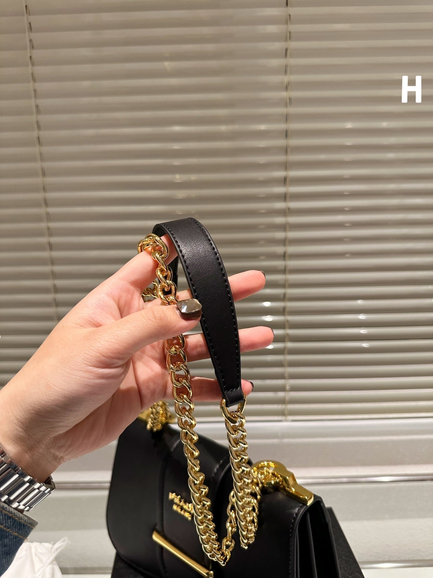 PA Chain Bag