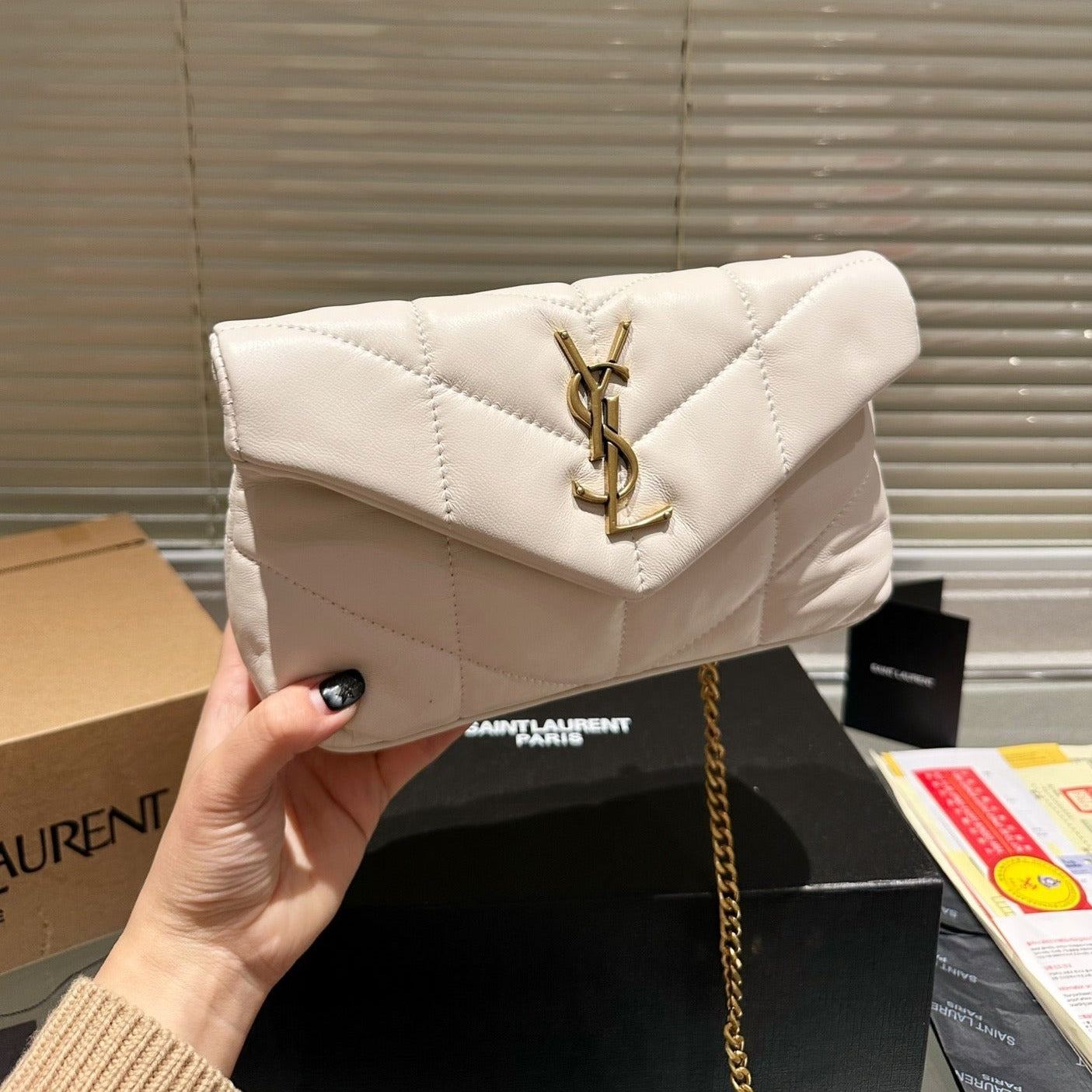 Y    Cloud Bag