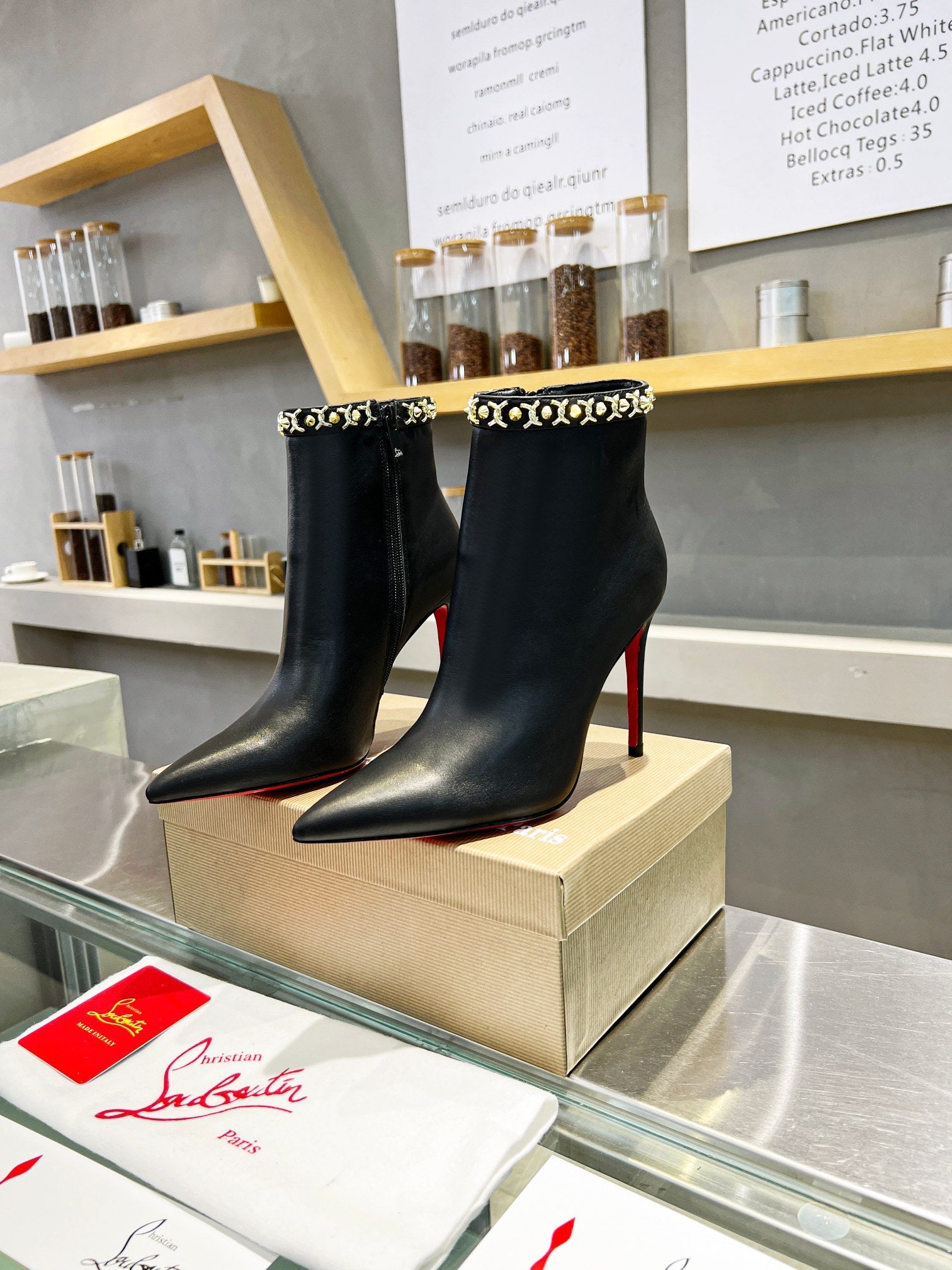 CL*  1:1 VIP pointed chain cowhide short boots