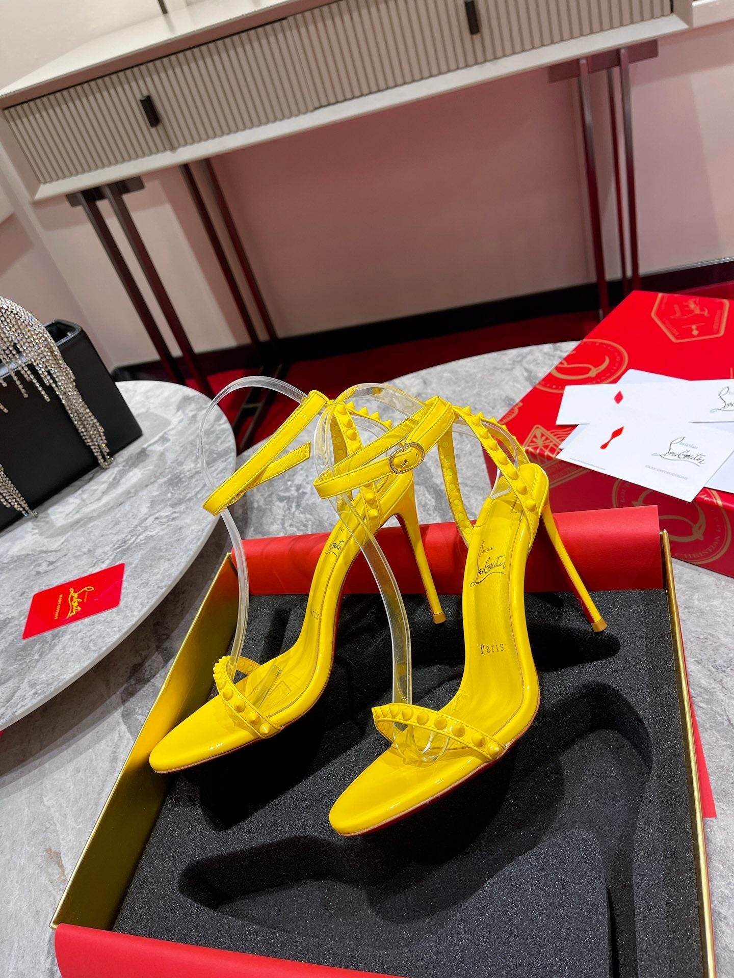 CL*24 spiked one-line sandals 1:1 VIP
