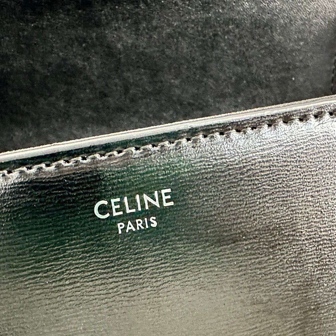 Celin* Arc de Triomphe Tofu Bun