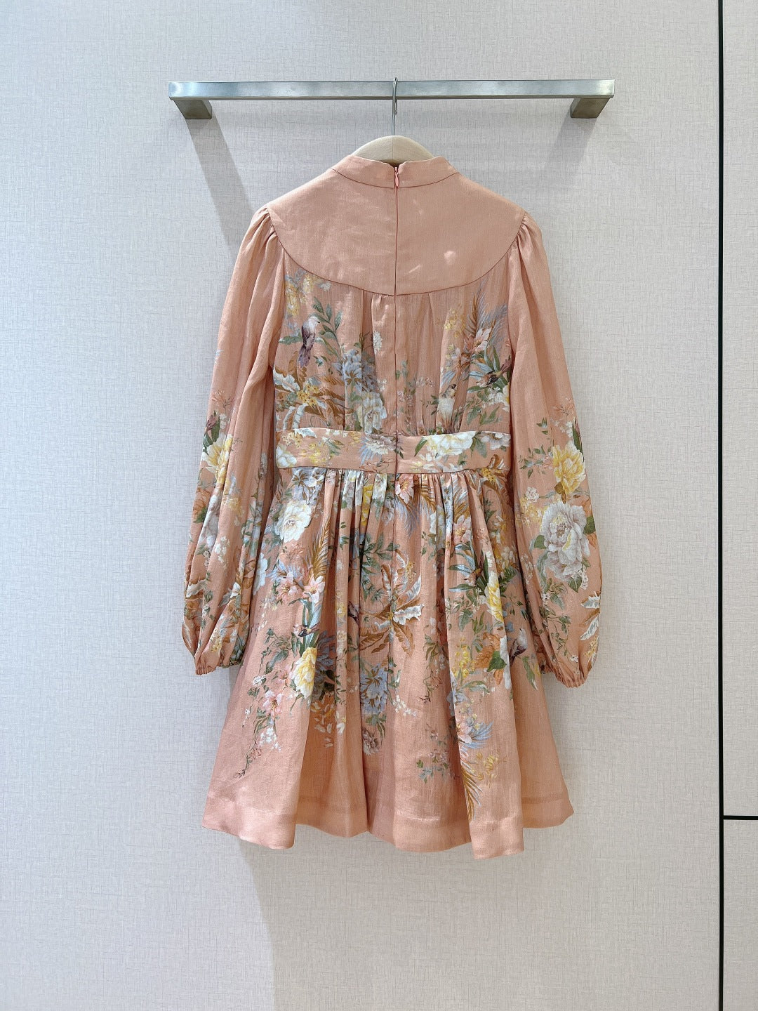 ZIMMERM* Deep V-neck long-sleeved dress