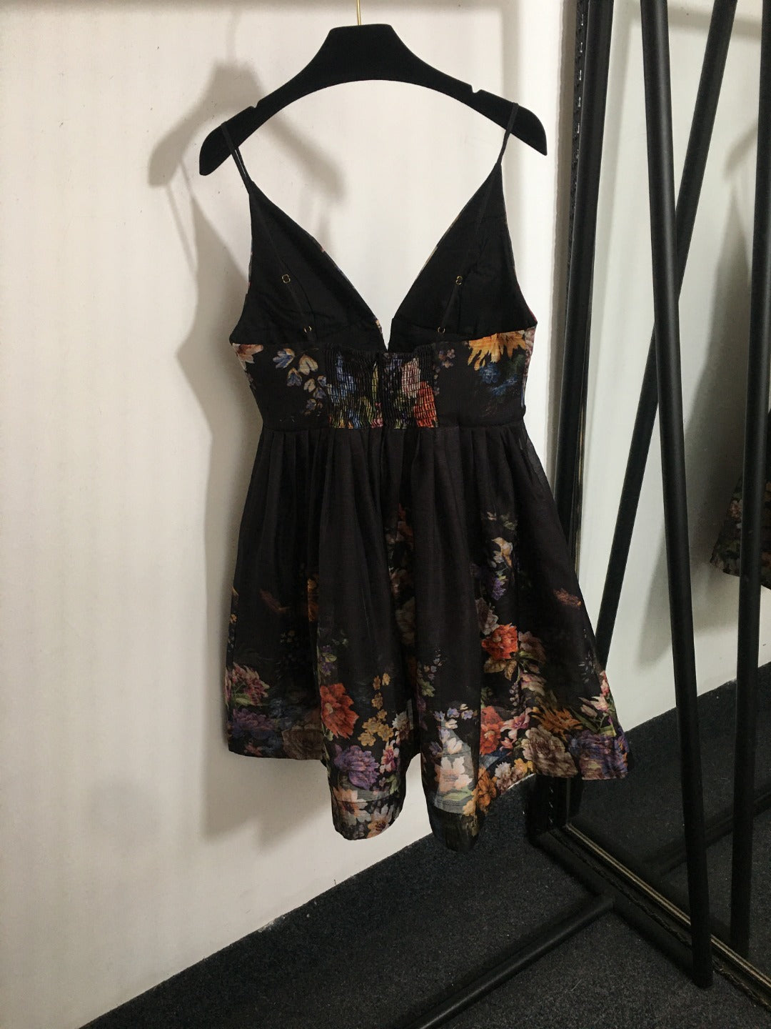 ZIM* Colorful Flower Print V-Neck Chain Dress