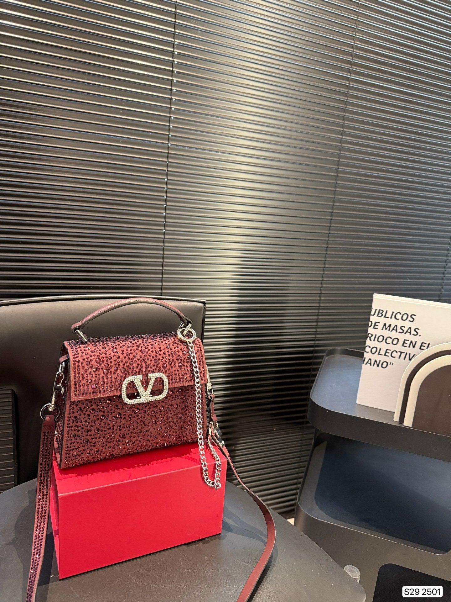 Valenti* 25SS diamond tote bag