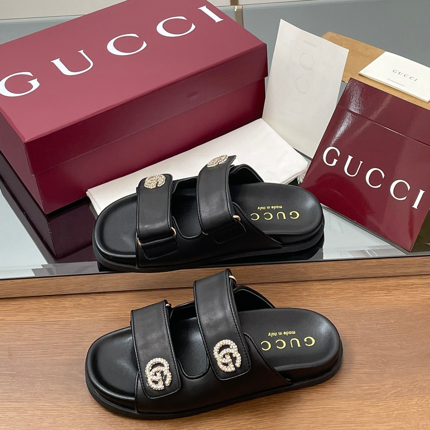 GUC* 25SS Beach Sandals
