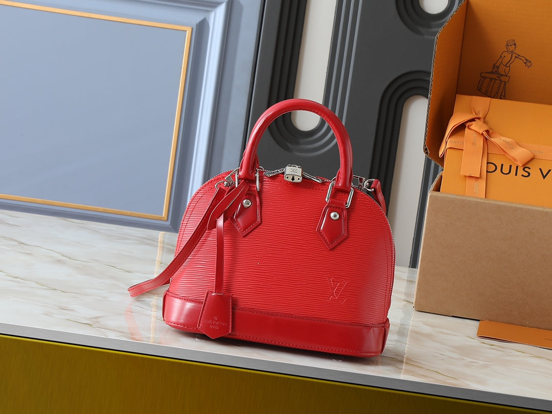 LOU* 25SS Shell Bag