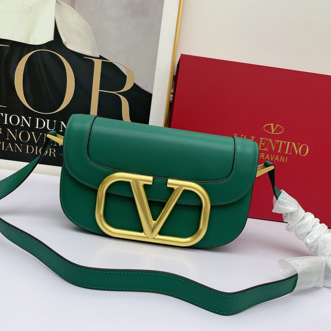 Valent*Large Metal Logo Bag