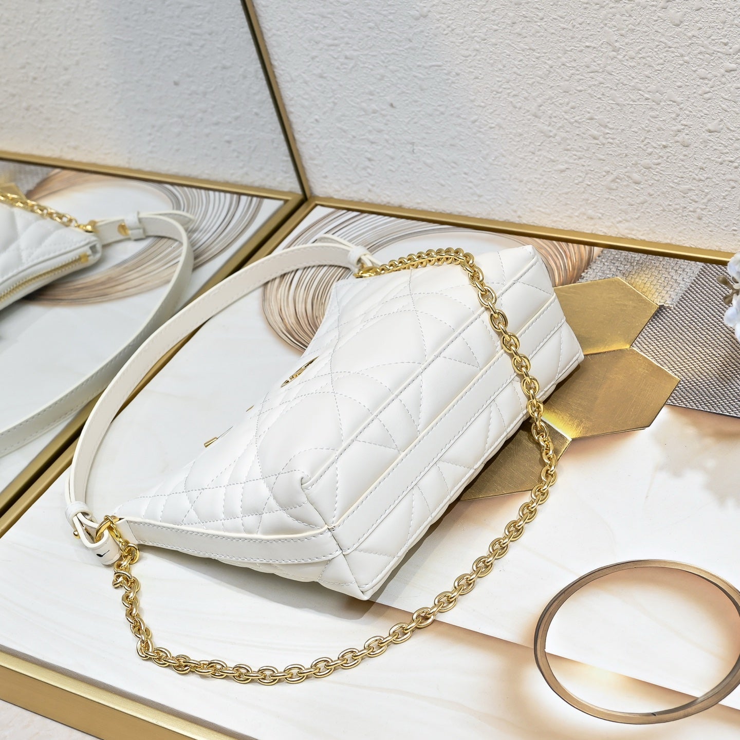 DIO* 25SS chain bag
