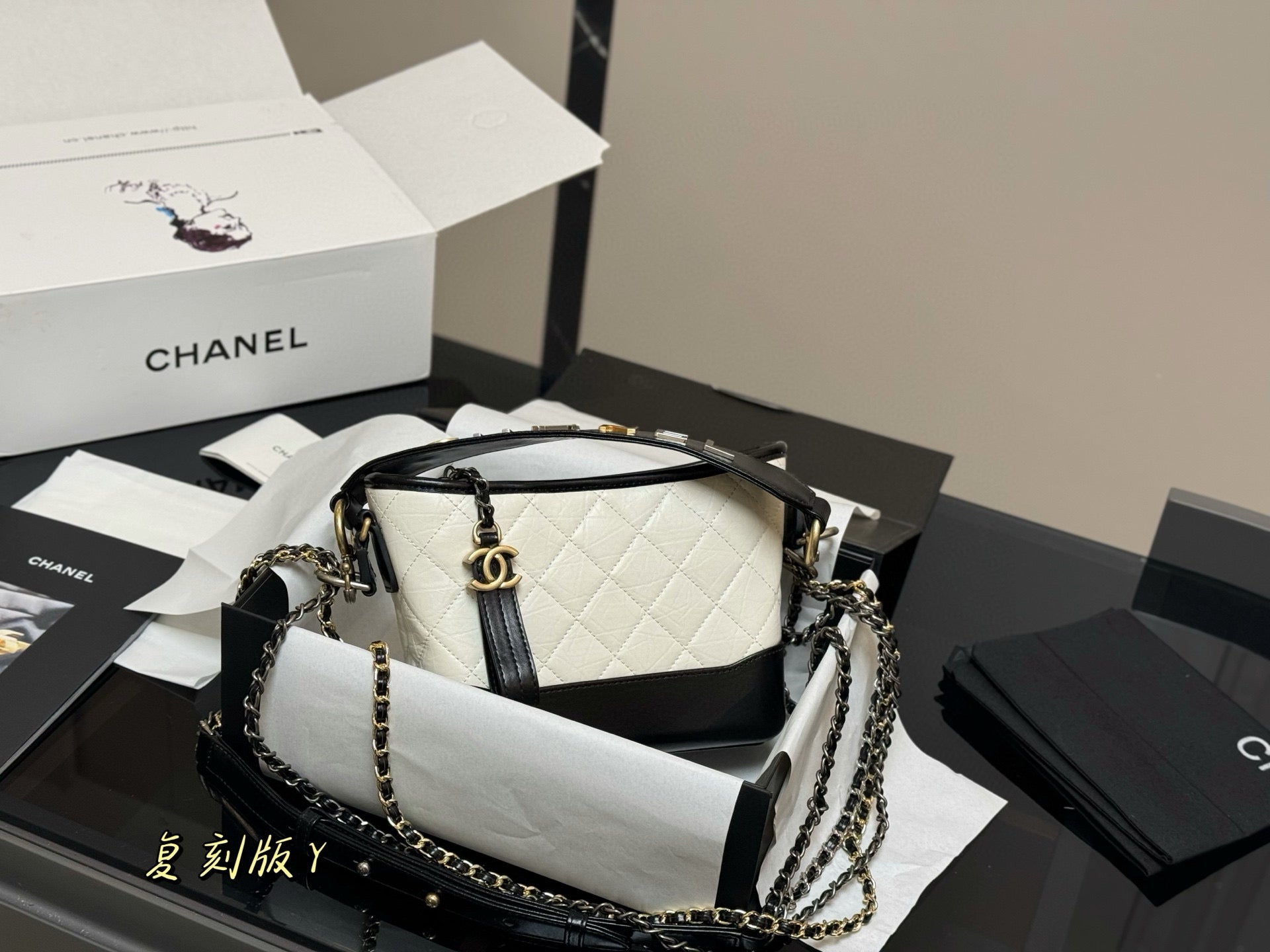 CHAN* 25SS Hobo Bag