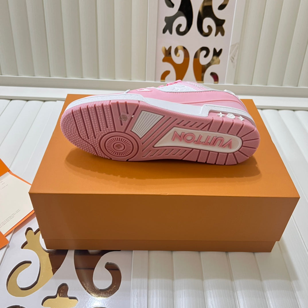 LOU* TRAINER Series (13 colors)