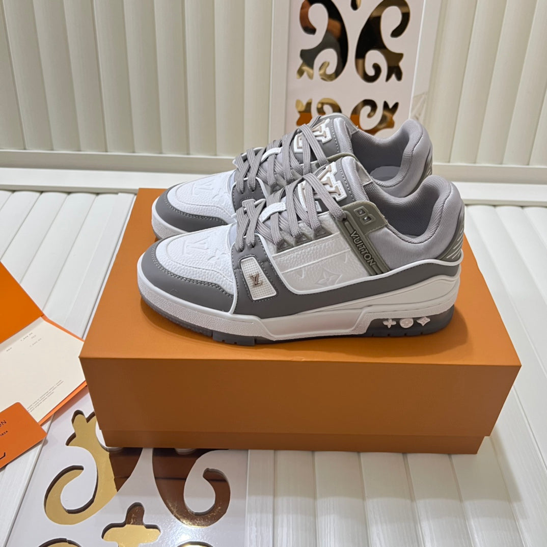 LOU*TRAINER series (10 colors)