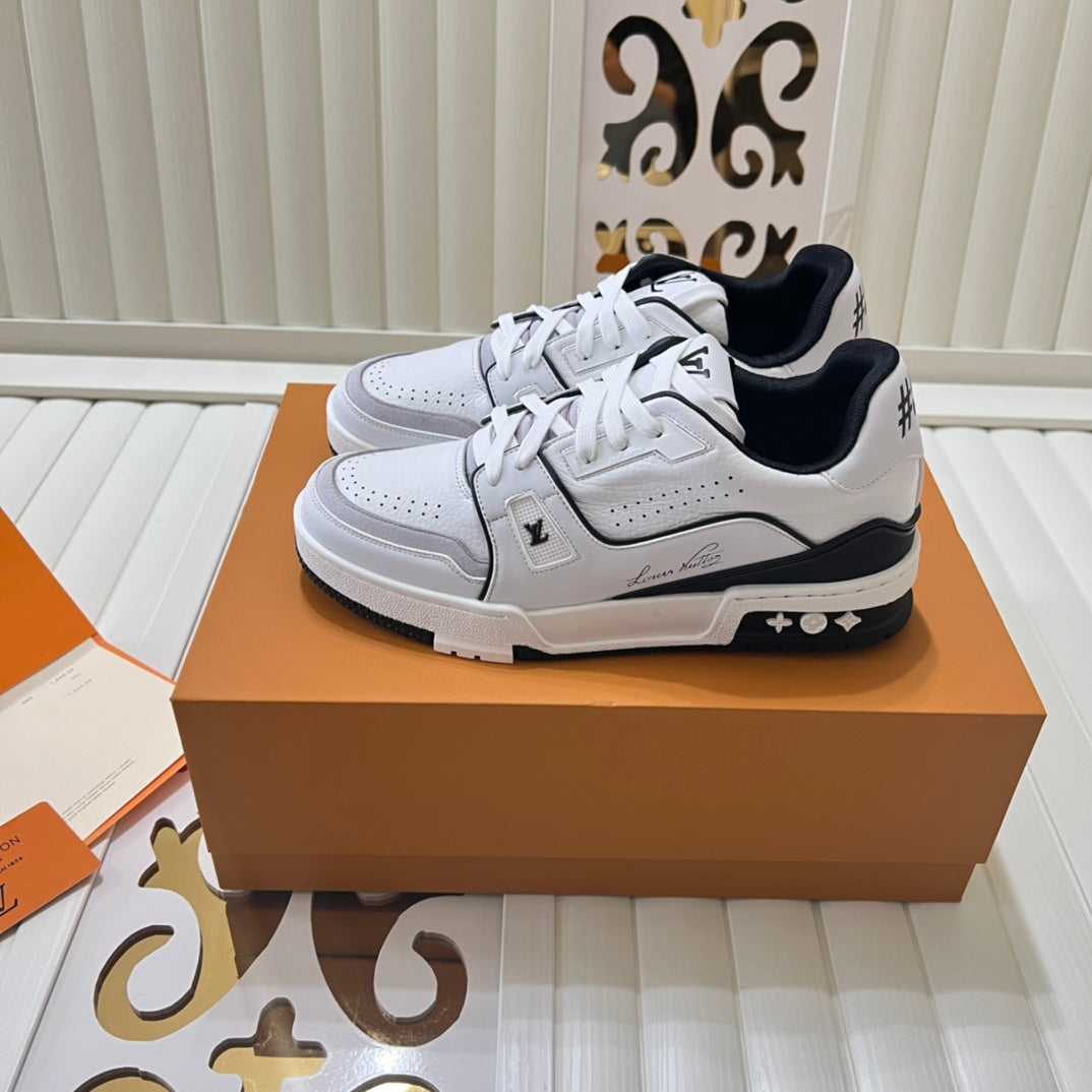LOU*TRAINER series (10 colors)