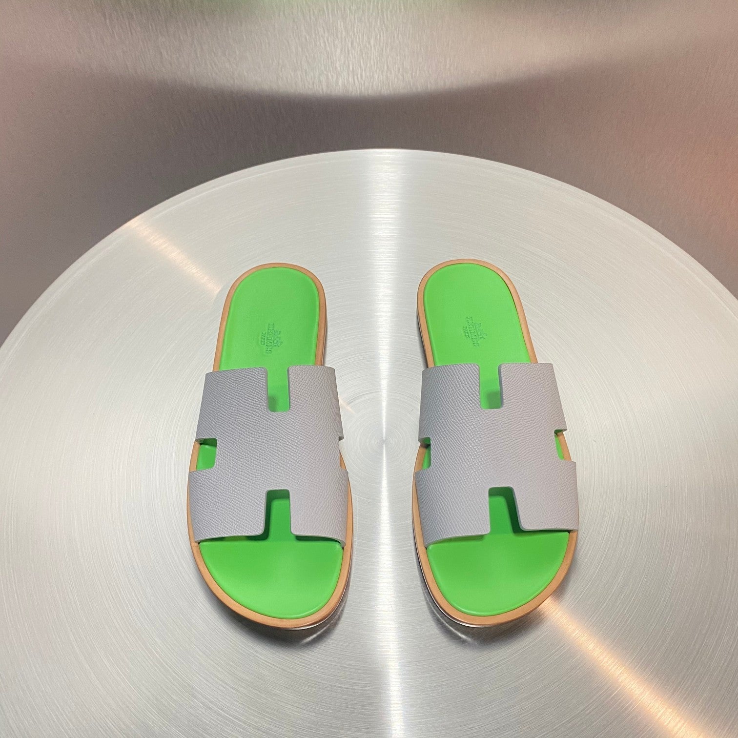 HER* Beach Slippers