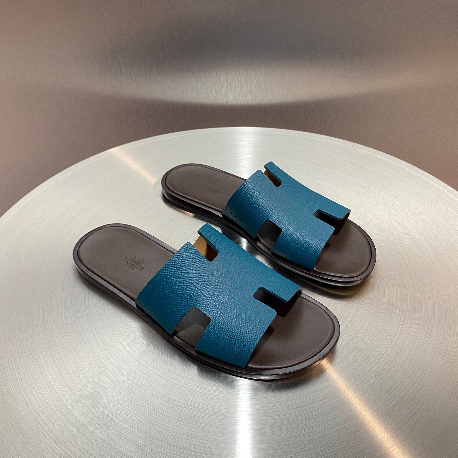HER* Beach Slippers