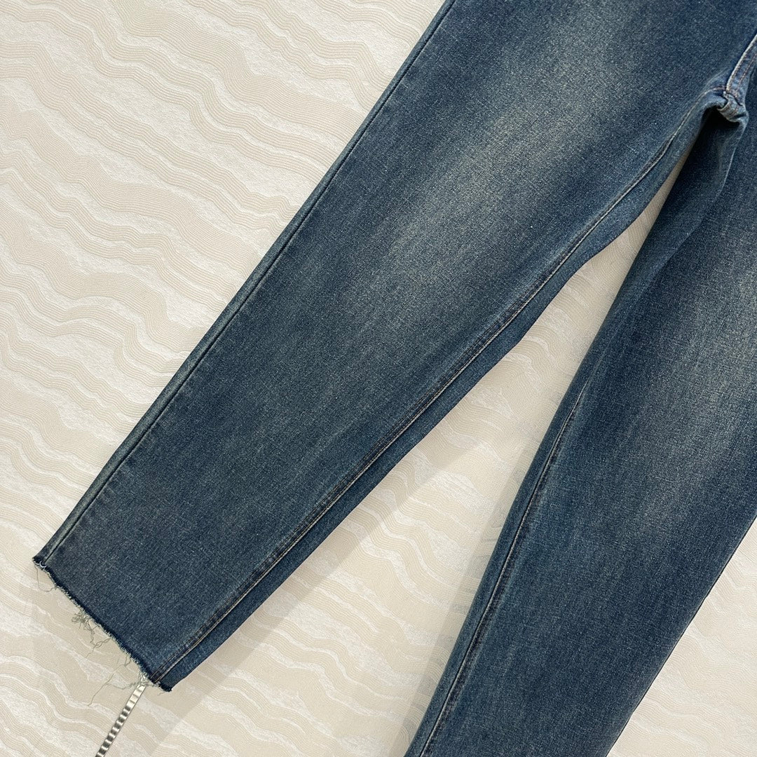 MIUMIU low-rise straight-leg trousers (on sale)