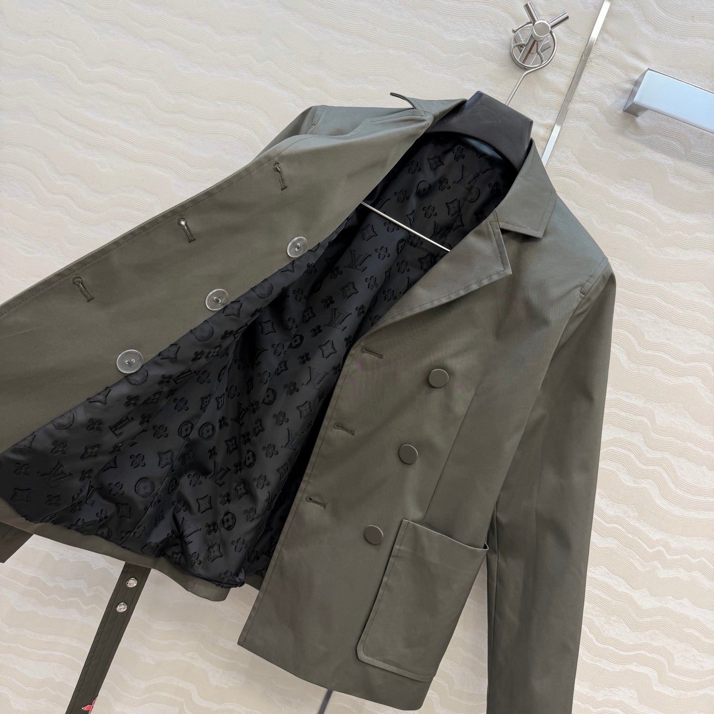 LV 26SS double-breasted suit