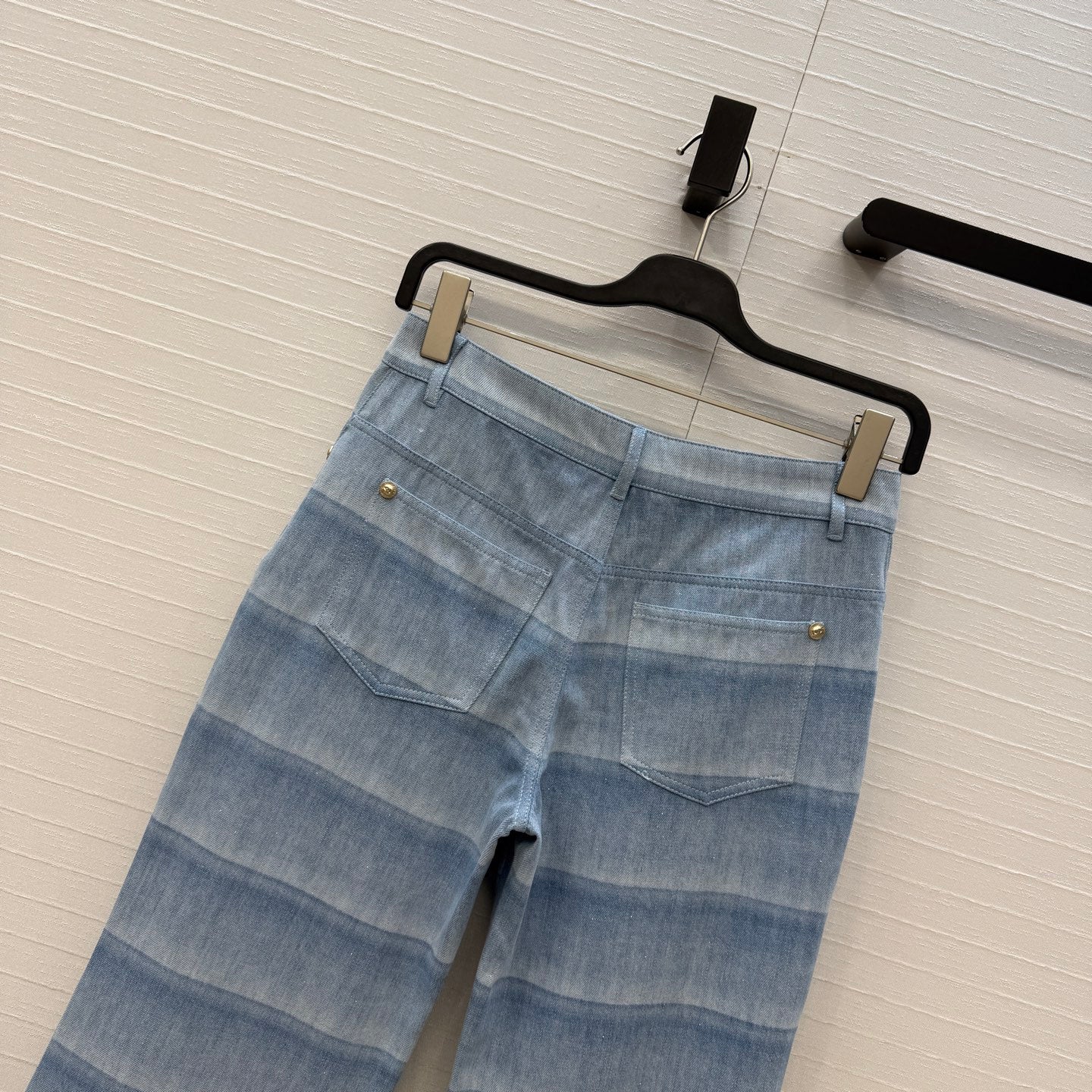Chanel 26SS Resort Collection: Denim Jacket / High-Waisted Wide-Leg Trousers