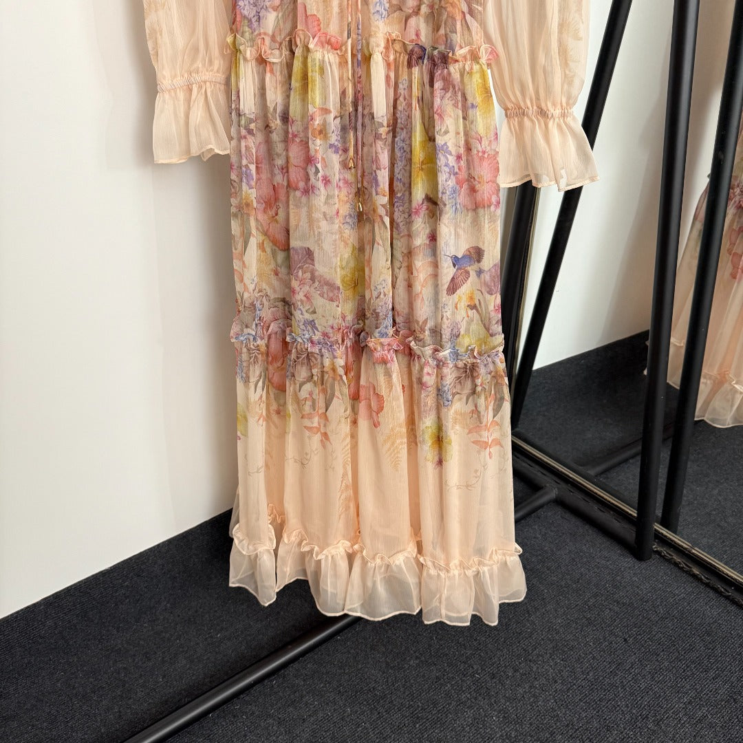 Elegant, Waist-Defining Dress with Colorful Print