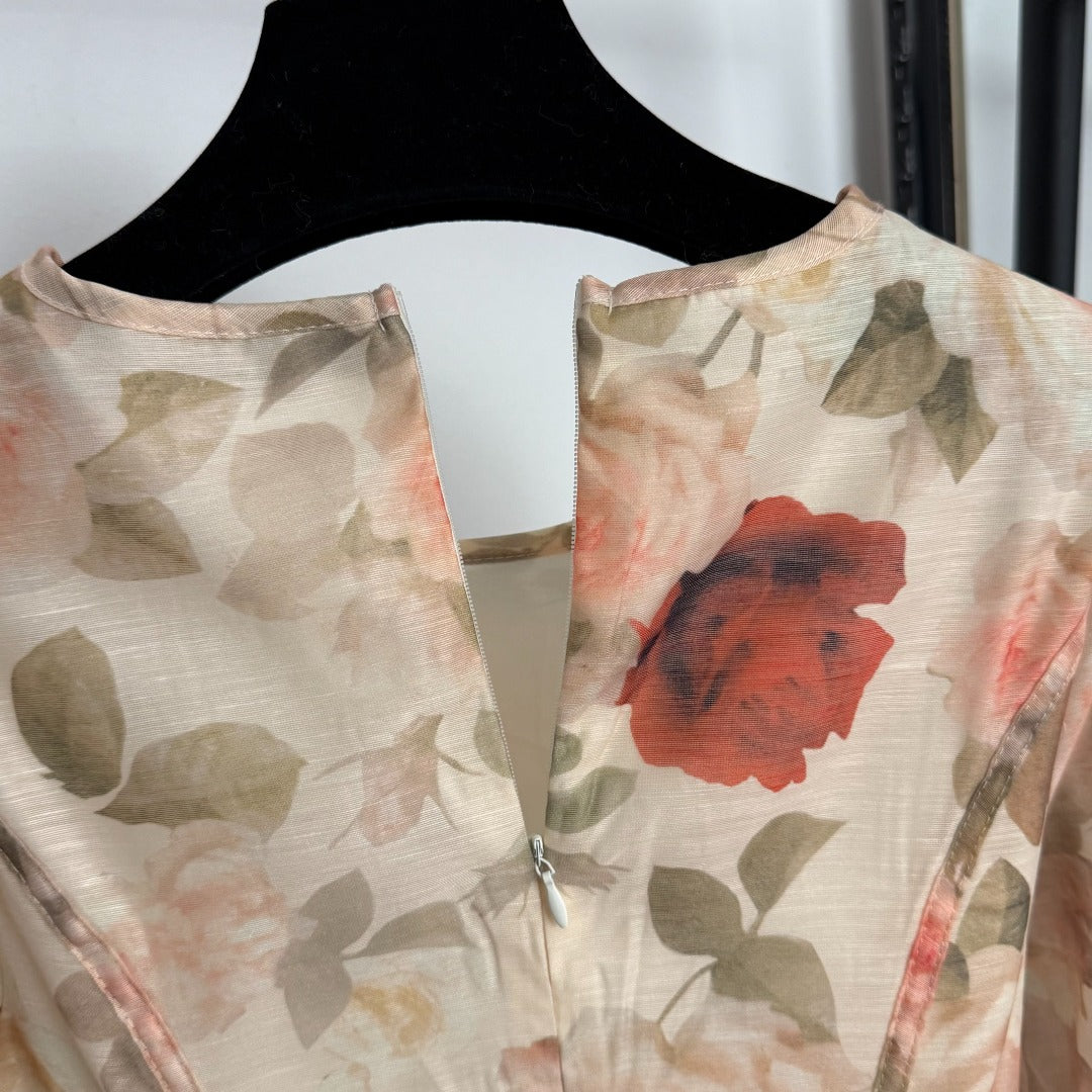 Fitted Dress with Colorful Rose Print and Lace Paneling