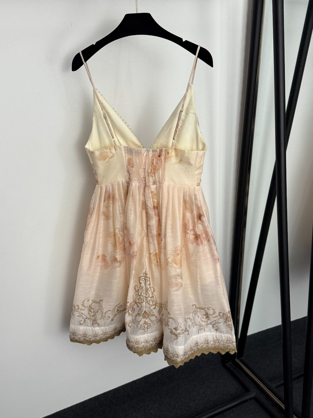 Elegant Floral-Print V-Neck Spaghetti-Strap Dress