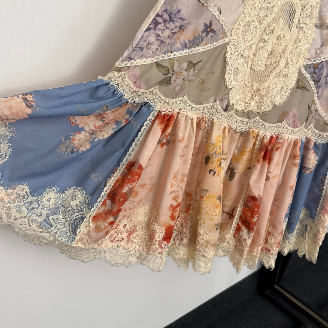 Color-block Strappy Dress with Lace Embroidery