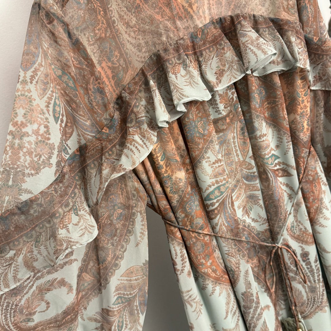 Retro-Print Butterfly-Sleeve Dress with Ruffled Waist
