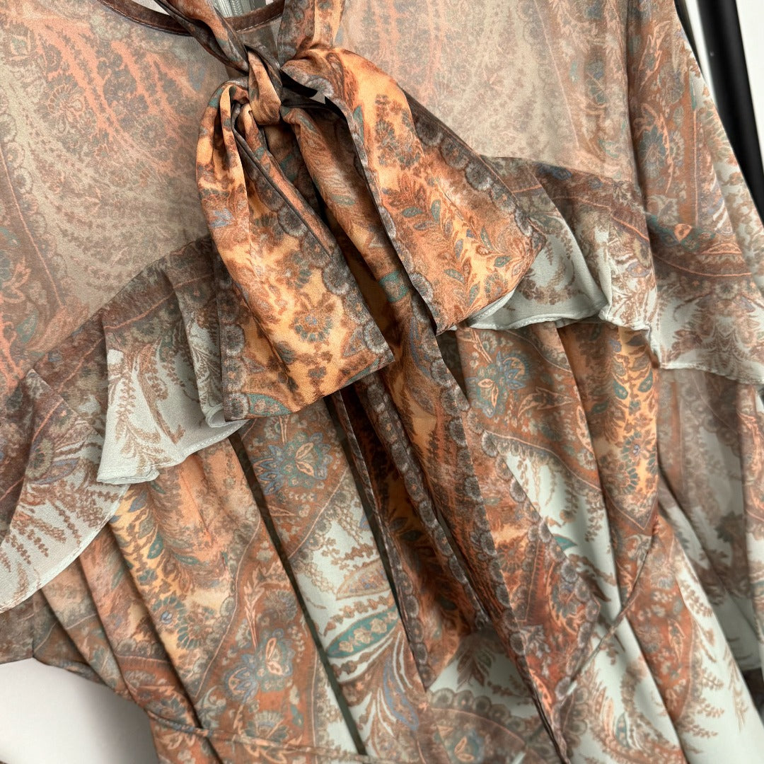 Retro-Print Butterfly-Sleeve Dress with Ruffled Waist