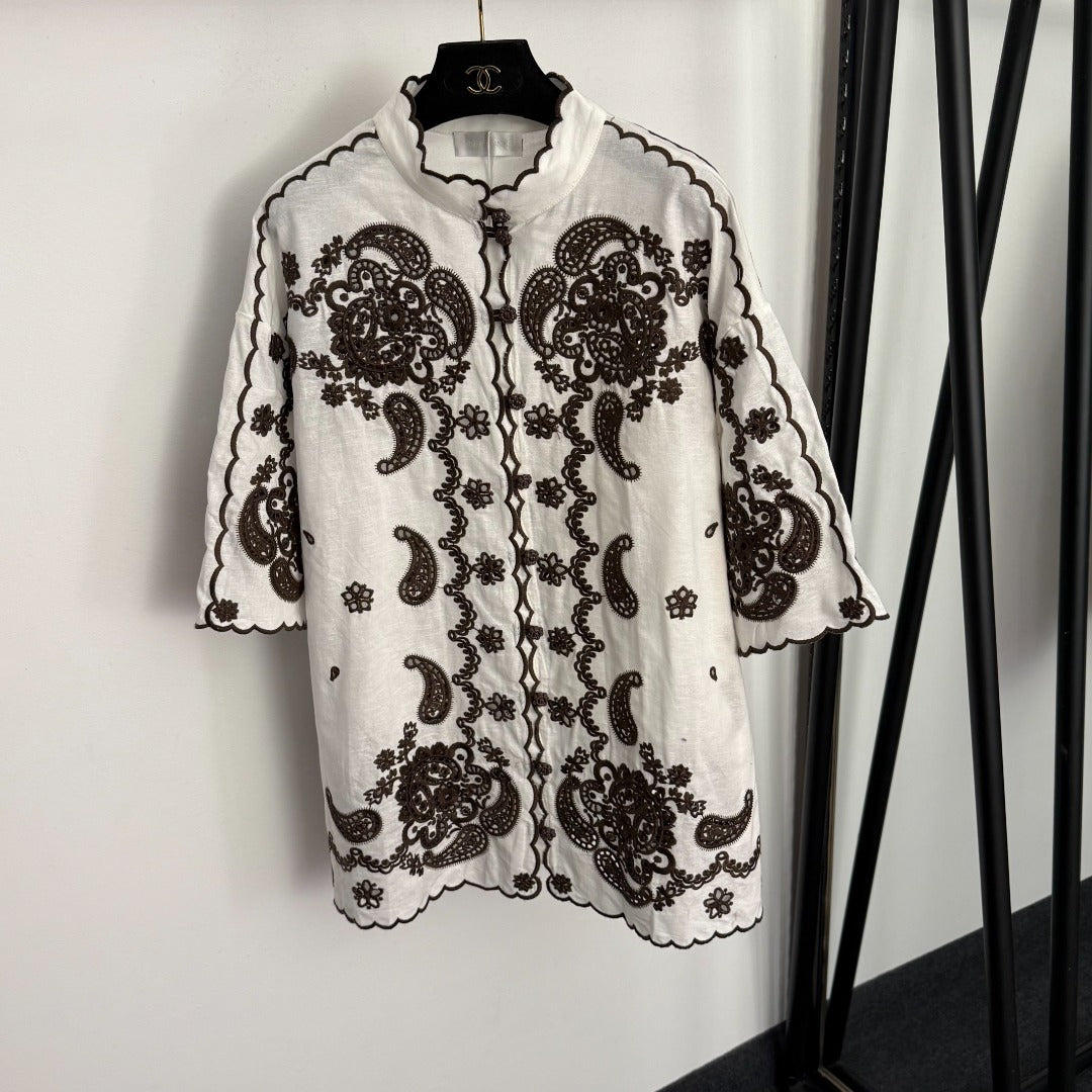 Water-Soluble Floral Embroidery Shirt + High-Waisted Shorts