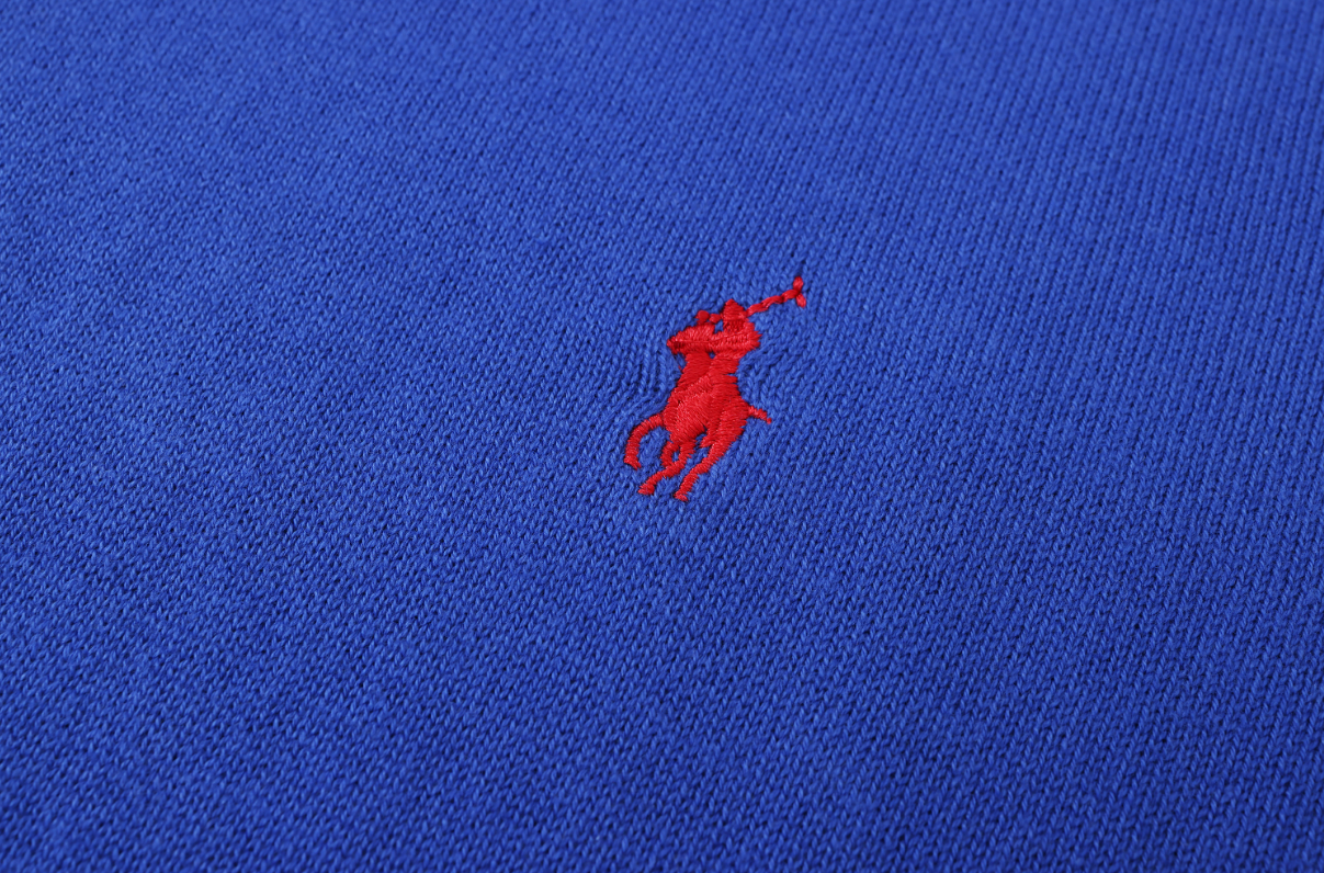 Ralph Laur* long-sleeved sweater