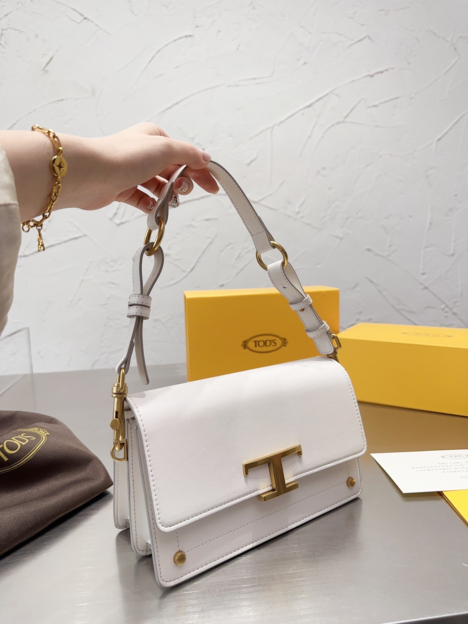 T  New Bags