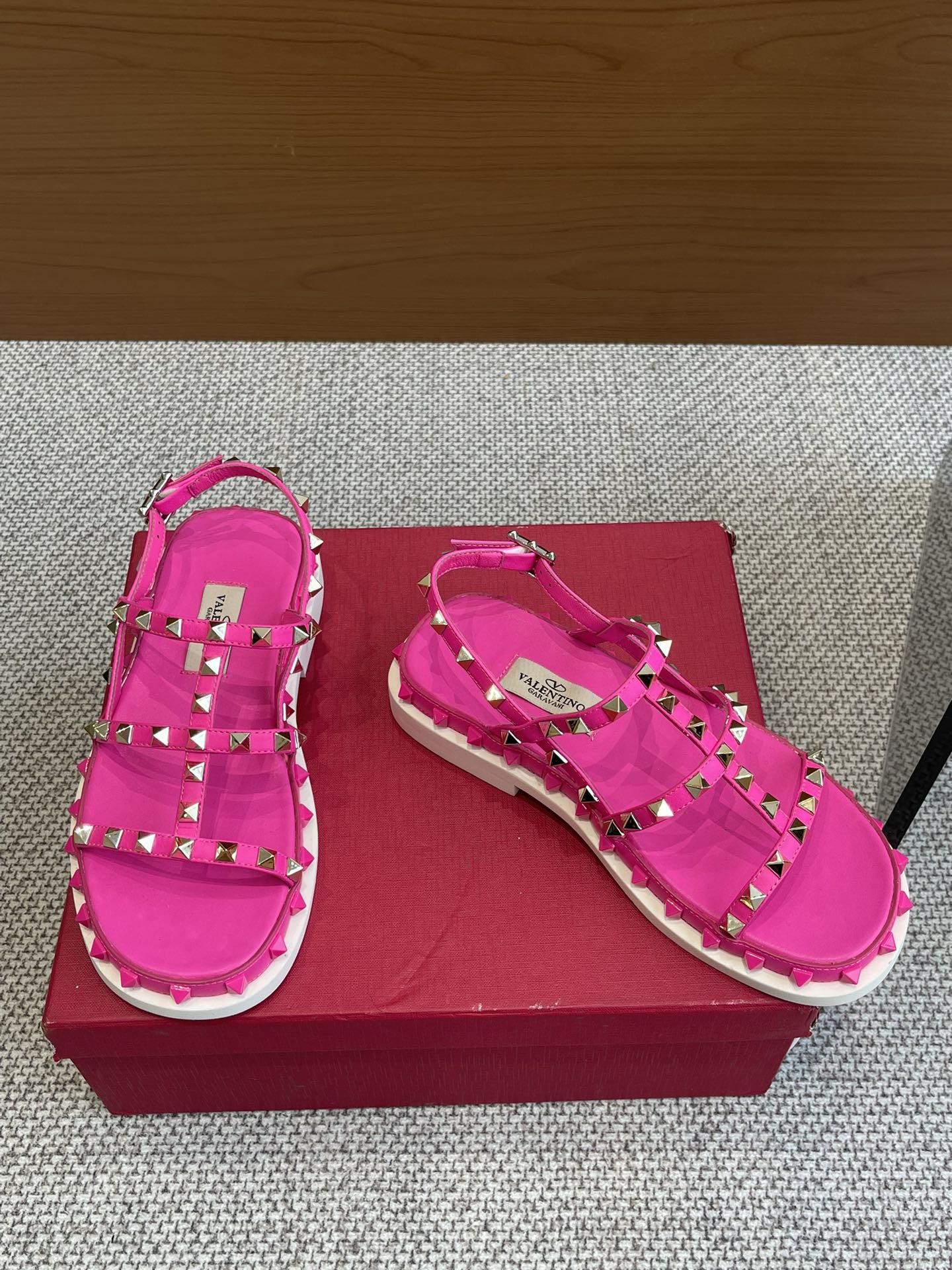 Square toe studded platform sandals Va***VIP1：1