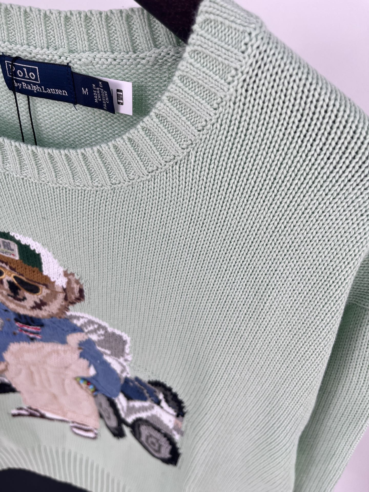 Ralph Laur** Bear Heavy Embroidery RL Round Neck Knit Pullover Top Porcelain Green